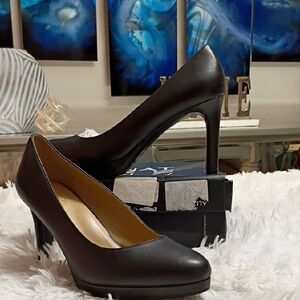 Naturalizer Teresa Black Leather Pumps Heels Black Women's Sz 9 Wide 🆕